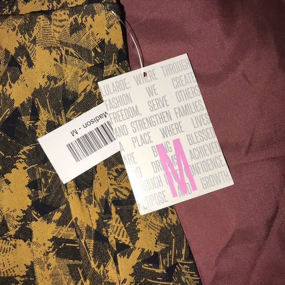 Lula Roe Madison - size M - Picture 2 of 3